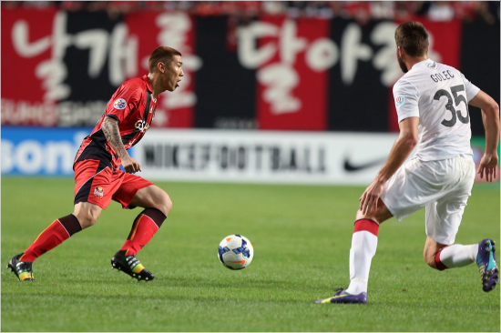 FC서울은지난해에이어2년연속아시아축구연맹(AFC)챔피언스리그결승진출에도전한다.웨스턴시드니원더러스(호주)와4강1차전홈경기에서0-0무승부의아쉬움을원정2차전승리로떨친다는계획이다.(자료사진=FC서울)