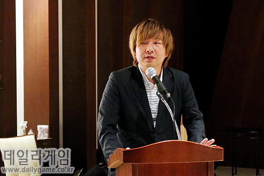 한국게임개발자협회 윤준희 회장이 KGC2014에 대해 소개하고 있다.