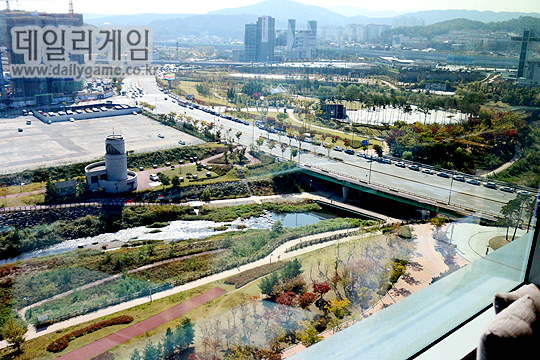 엔씨소프트 12층에서 바라본 판교 풍경.