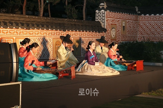 ▲가곡공연모습.<국립부산국악원제공>