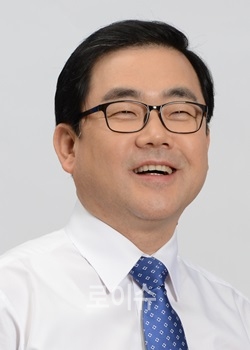 ▲허성무새정치민주연합경남도당위원장.<새정치연합경남도당제공>