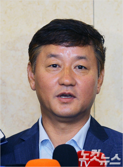 2014인천아시안게임에서28년만의금메달을이끈이광종감독은2016리우데자네이루올림픽대표팀까지이끌게됐다.박종민기자