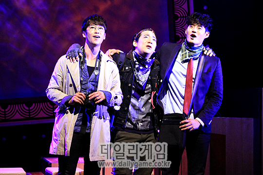 음악극 '유럽블로그'의 한 장면.