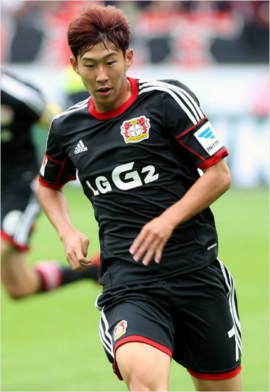 손흥민은제니트상트페테르부르크와유럽축구연맹(UEFA)챔피언스리그조별리그C조4차전원정경기에서연속골을터뜨리며레버쿠젠에귀중한승점3점을선물했다.(자료사진=LG전자)
