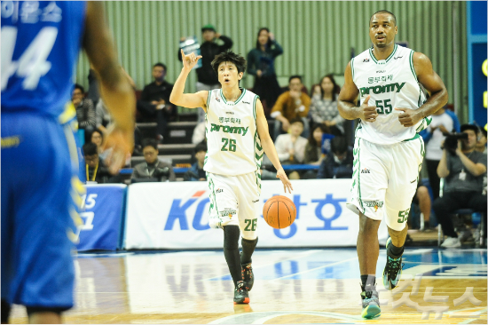 원주동부의6연승을견인한가드박지현(사진제공/KBL)