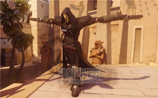 공격형 캐릭터인 Reaper. 사방으로 총을 난사하는 필살기을 사용한다.