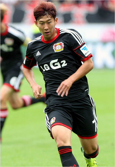 지난5일챔피언스리그조별예선에서2골을몰아치며레버쿠젠의승리를이끈손흥민은구자철이출전한마인츠와홈경기에서침묵하며67분만에교체됐다.(자료사진=LG전자)