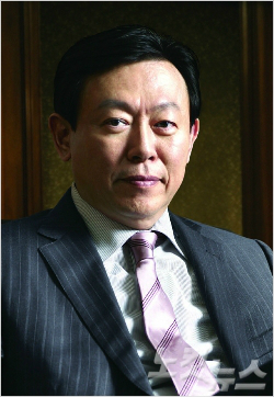 스키선수 출신 신동빈 롯데그룹 회장, 대한스키협회장 맡아