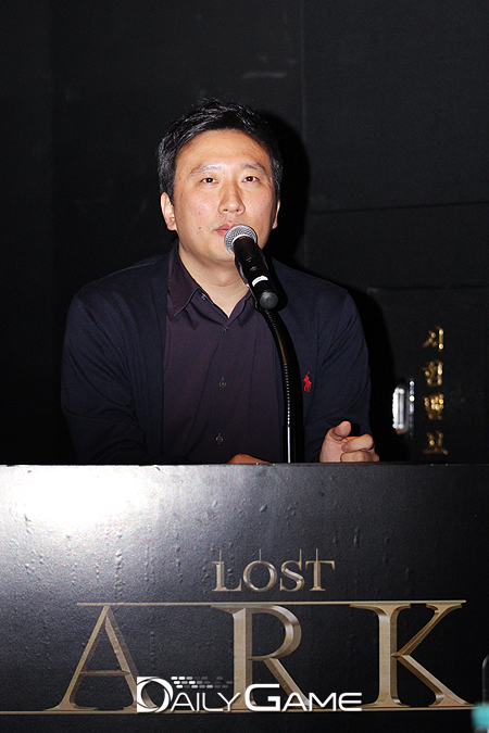 스마일게이트RPG 지원길 대표.