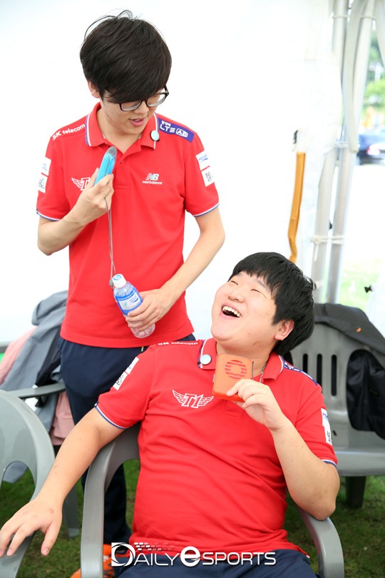 SK텔레콤 T1 시절의 노준규(오른쪽 아래).