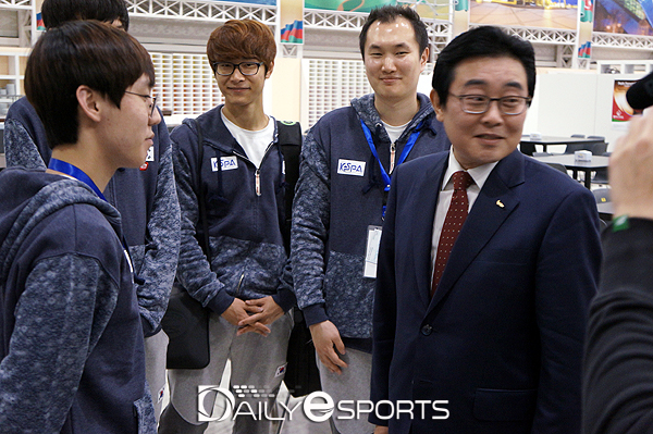 전병헌 IeSF 회장, 한국 대표팀 격려
