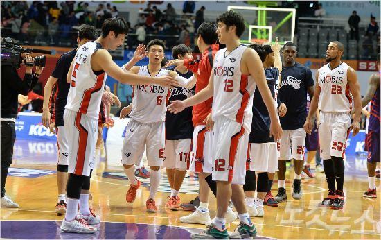 10연승을질주한울산모비스(사진제공/KBL)