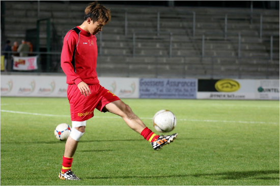벨기에프로축구2부리그AFC투비즈에서활약하는한국인미드필더황진성은5경기만에공격포인트를추가해올시즌3골4도움으로맹활약하고있다.(자료사진=스포티즌)