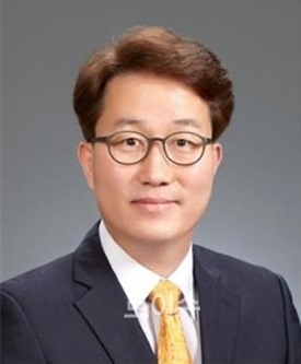 ▲‘제4회지방행정의달인’지역개발분야달인에선정된장승복주무관.<부산시제공>