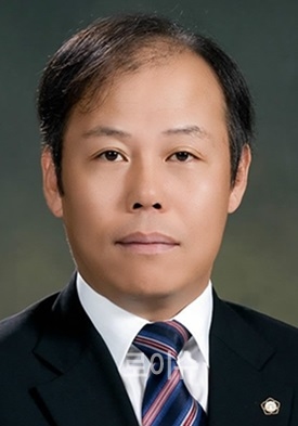 ▲조용한부산지방변호사회장.<부산변호사회제공>