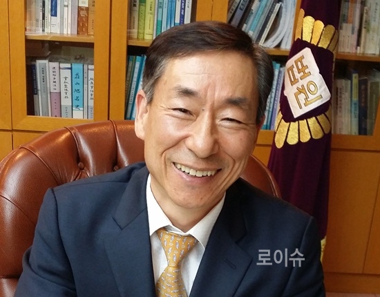 ▲윤인태부산지법원장.