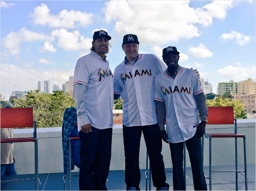 마이애미입단식에참가한마이클모스(왼쪽부터),맷레이토스,디고든.(자료사진=마이애미말린스페이스북)