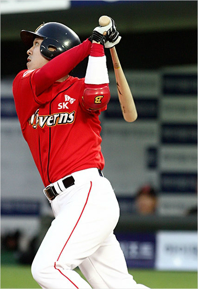 나주환.(자료사진=SK와이번스)