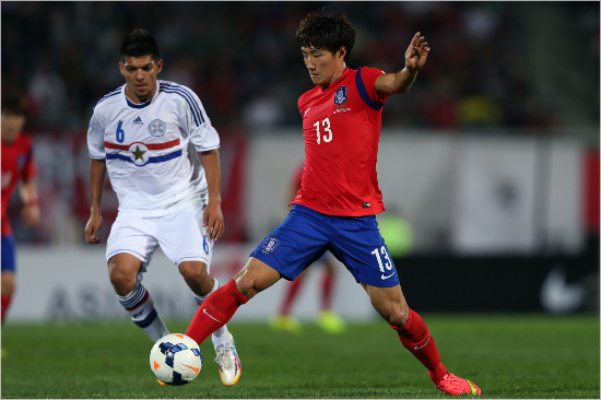 울리슈틸리케감독부임후축구대표팀에서중용되는조영철은오만과2015호주아시안컵조별예선1차전에서자신의A매치데뷔골을터뜨렸다.(자료사진=대한축구협회)