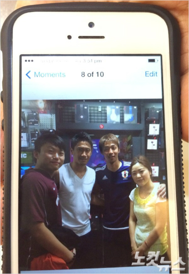 일본축구대표팀의가가와신지와기요타케히로시는이라크와경기를앞두고숙소가아닌호주브리즈번시내의한식당을찾아식사했다.브리즈번(호주)=오해원기자