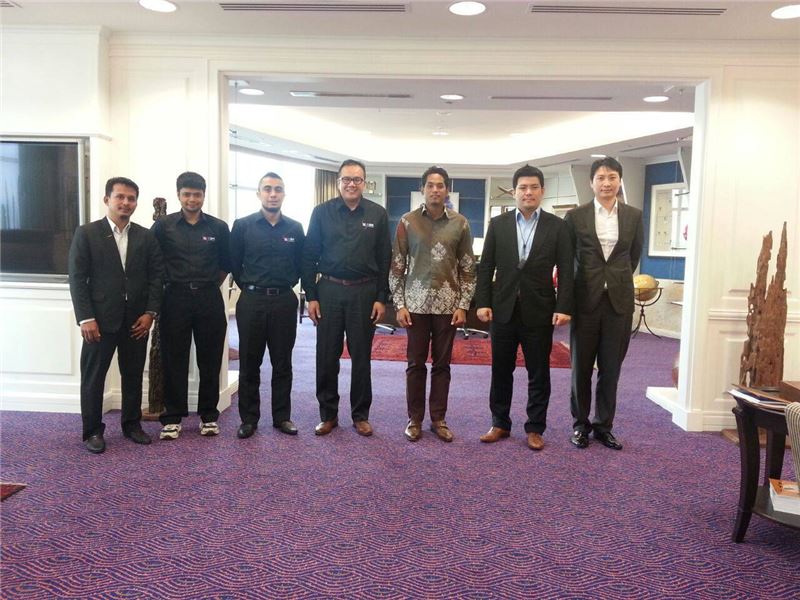국제e스포츠연맹(오른쪽 두 명)이 말레이시아 청소년 체육부를 만나 환담을 나눴다(사진=IeSF 관계자 페이스북 발췌).