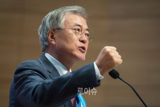 ▲호소하는문재인의원(사진=페이스북)