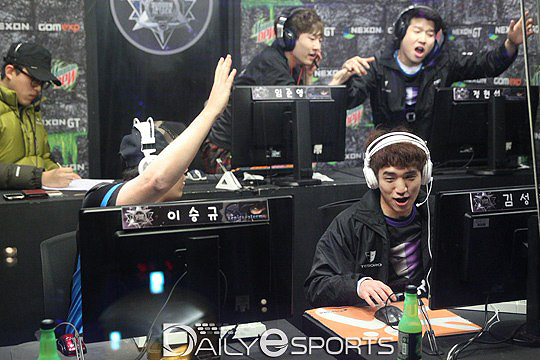 인트로-유로 연합, 퍼제 신화 무너트릴까