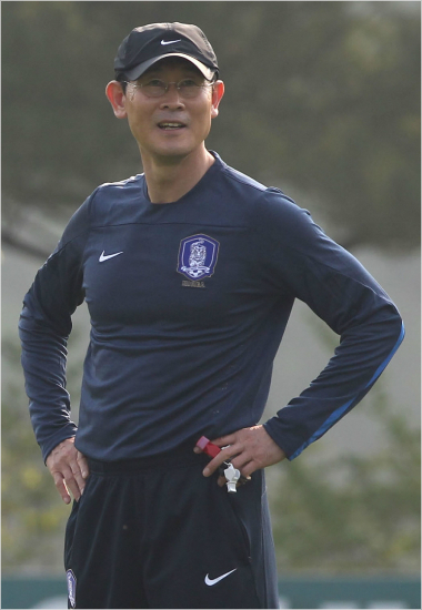 윤덕여감독이이끄는여자축구대표팀은오는6월캐나다에서열리는국제축구연맹(FIFA)여자월드컵을앞두고17년만의안방평가전을치른다.(자료사진=대한축구협회)