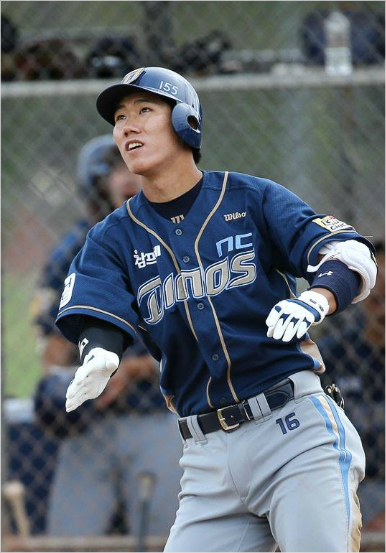 "올해최고3루수는바로나."모창민이스프링캠프에서뜨거운방망이를뽐내고있다.(자료사진=NC다이노스)