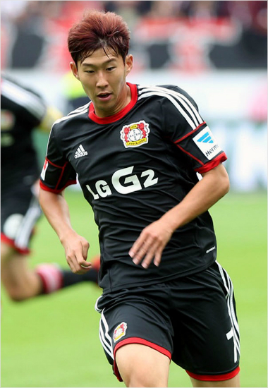 손흥민은프라이부르크와경기에서풀타임활약하며리그4경기만의승리에힘을보탰다.이경기에서손흥민은많은슈팅을기록하지못했지만동료들을향한패스로자신의존재감을발휘했다.(자료사진=LG전자)