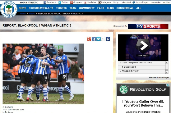 잉글랜드프로축구2부리그위건은이적후6경기만에첫골을넣은김보경(가운데)의활약에블랙풀과원정경기에서3-1로승리했다.위건은공식홈페이지에김보경이동료들과기뻐하는장면을담은사진을이경기의결과와함께소개했다.(자료사진=위건애슬래틱공식홈페이지)