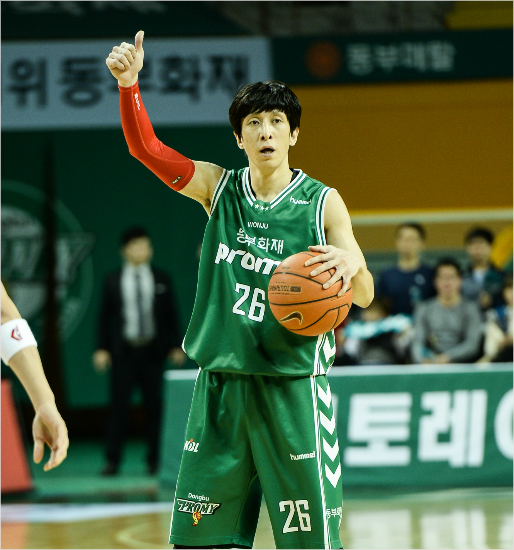 '내가바로동부가드1타여'동부는베테랑가드박지현의부상결장이시작된이후3연패를당하며4강직행티켓레이스에서위기를맞았다.(자료사진=KBL)
