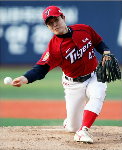 "제마구대단했었죠?"김병현이메이저리그시절던졌던업슛이팬들로부터최고마무로꼽혔다.(자료사진=KIA타이거즈)