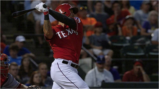 "올해는시작이좋네요."추신수가첫시범경기에서적시타를날렸다.(홈페이지영상캡처)