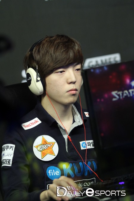 ST요이 시절의 이승현.