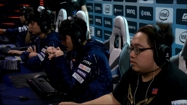 IEM 월드 챔피언십 LoL 준결승 A조 경기에서 요이 플래시울브즈가 TSM을 상대로 1세트를 선취했다(사진=트위치 생중계 캡처).