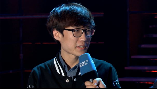 IEM 월드 챔피언십 LoL 준결승에서 요이를 제압한 뒤 인터뷰에 응하고 있는 TSM 함장식(사진=트위치 생방송 캡처).