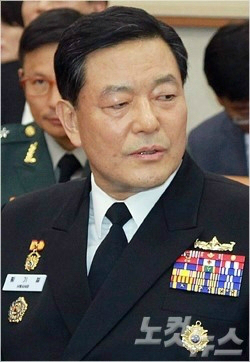 황기철전해군참모총장(자료사진)