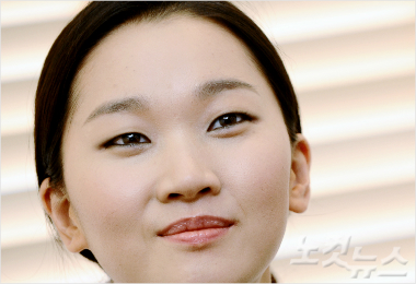 '5월의 신부' 장윤주, 4살 아래 연인과 '화촉'