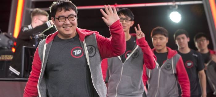 임펄스 선수단이 경기장에 입장하고 있다(사진=임펄스 페이스북 발췌).