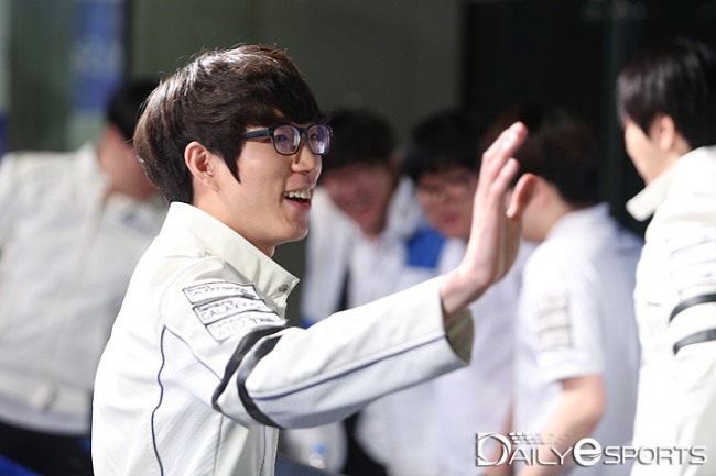 중요한 순간에 백동준 제외한 삼성, 왜?