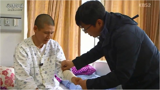 세월호생존자인화물차운전기사김동수씨와정택수PD.(방송캡처)