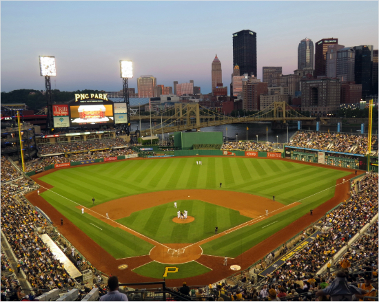 '이아름다운구장에강정호가?'피츠버그의홈구장PNC파크전경.(자료사진=메이저리그견문록)