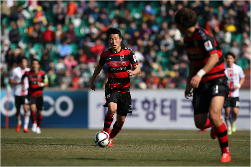 포항손준호(사진/한국프로축구연맹제공)