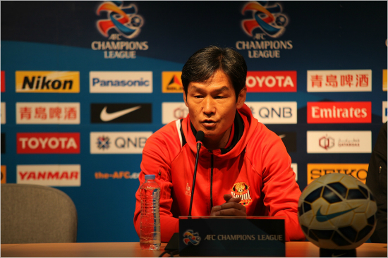 FC서울의최용수감독은아시아축구연맹(AFC)챔피언스리그조별예선F조5차전에서광저우에버그란데(중국)을맞아이번에는반드시설욕하겠다는강한의지를선보였다.(자료사진=FC서울)