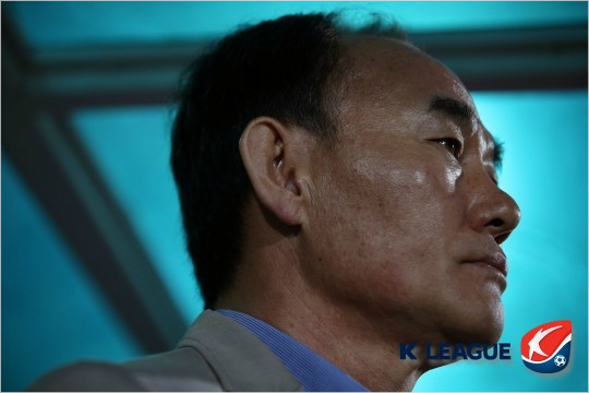 김학범감독은성남FC를K리그시민구단의롤모델로만들겠다는확실한목표를갖고팀을이끌고있다.(자료사진=한국프로축구연맹)