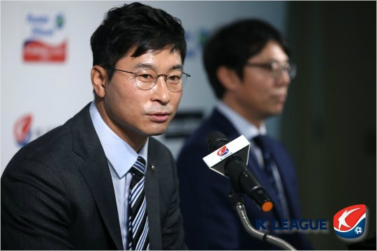 K리그클래식새시즌개막후7경기째승리가없는인천유나이티드의김도훈감독은포항스틸러스와8라운드홈경기에서짜릿한첫승의쾌감을느낀다는각오다.(자료사진=한국프로축구연맹)