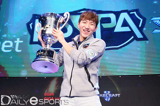 '국내 무관' 김준호, KeSPA컵 통해 한 풀이