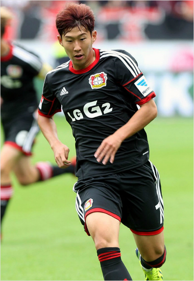 손흥민은잉글랜드프리미어리그의뜨거운러브콜에도소속팀바이엘레버쿠젠에강한애정을감추지않았다.(자료사진=LG전자)