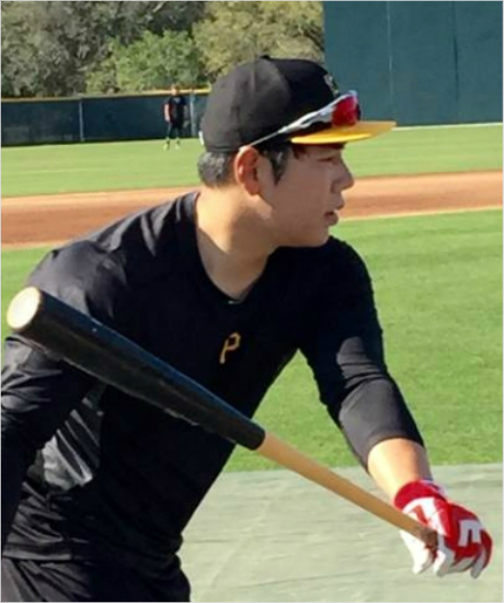 '잘하면되지'11일(한국시각)세인트루이스와홈경기에서메이저리그데뷔후최고의활약을펼친피츠버그강정호.(자료사진=구단홈페이지)